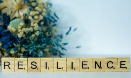 3 PRÁCTICAS QUE DISTINGUEN A LOS EQUIPOS RESILIENTES