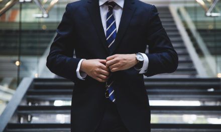 ¿Por qué los CEOs no deberían tomar todo el crédito?