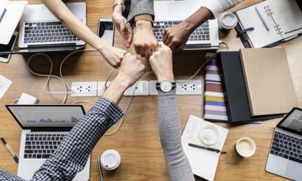 17 actividades de team building para equipos presenciales, remotos e híbridos