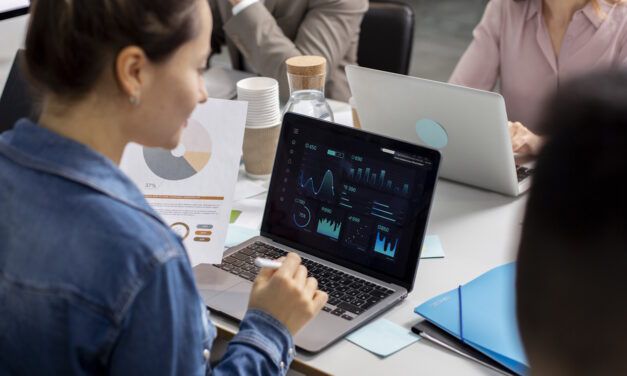 Cómo su equipo de ventas puede ponerse al día con las herramientas digitales y de IA