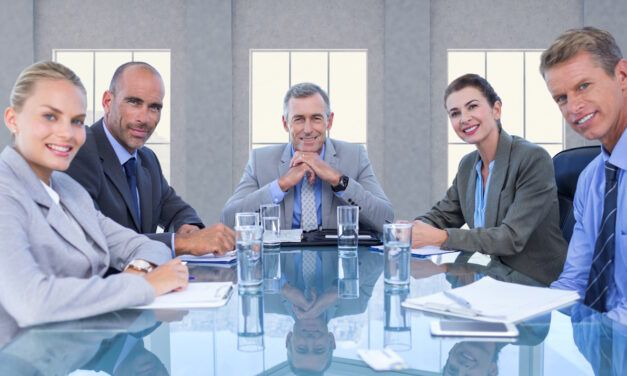 Cómo el modelo de propiedad de una empresa determina los errores que comete