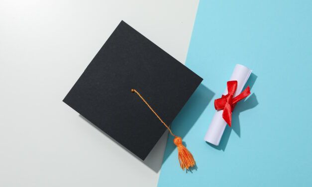 4 preguntas que debería hacerse antes de abandonar la universidad