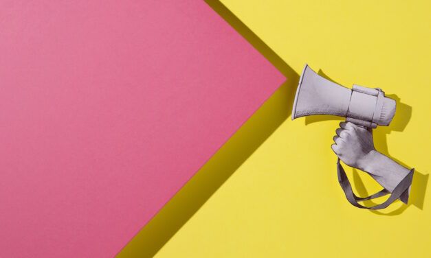 5 técnicas para potenciar la voz al hablar