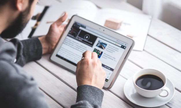 Su presencia en las redes sociales puede ayudarle a conseguir (o perder) una oportunidad laboral