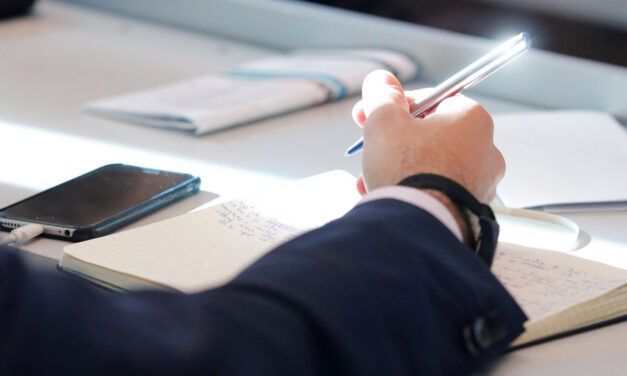 Cómo definir una agenda de trabajo híbrido que funcione para usted